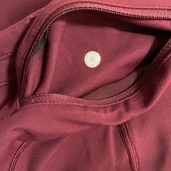 Lululemon Leggings, Wine, Size 6 - Picture 5 of 11